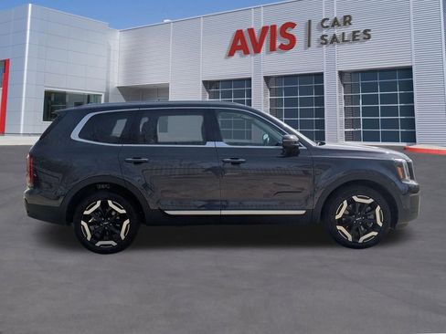 Used 2025 Kia Telluride S image 5