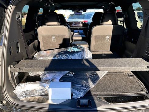 New 2026 INFINITI QX80 Autograph w/ Premium Cargo Package AWD/4WD image 41