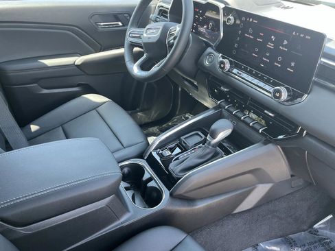 New 2026 GMC Canyon Elevation w/ Convenience Package RWD image 13