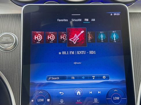 Used 2023 Mercedes-Benz C 300 Sedan image 15