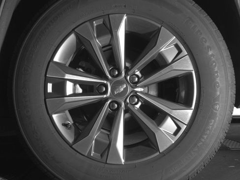 Used 2025 Chevrolet Equinox LT FWD image 14