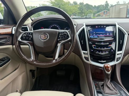 Used 2016 Cadillac SRX Luxury w/ Driver Awareness Package AWD/4WD image 16