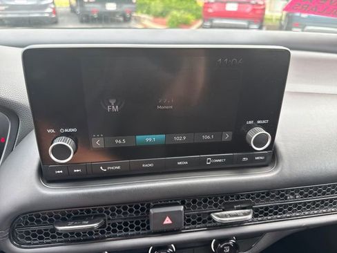 Certified 2025 Honda HR-V LX image 34