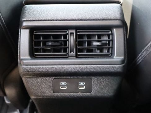 Used 2025 Honda Accord Touring image 9