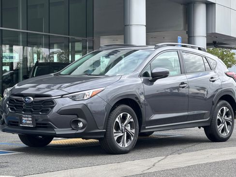 Used 2026 Subaru Crosstrek 2.5i Premium AWD/4WD image 8