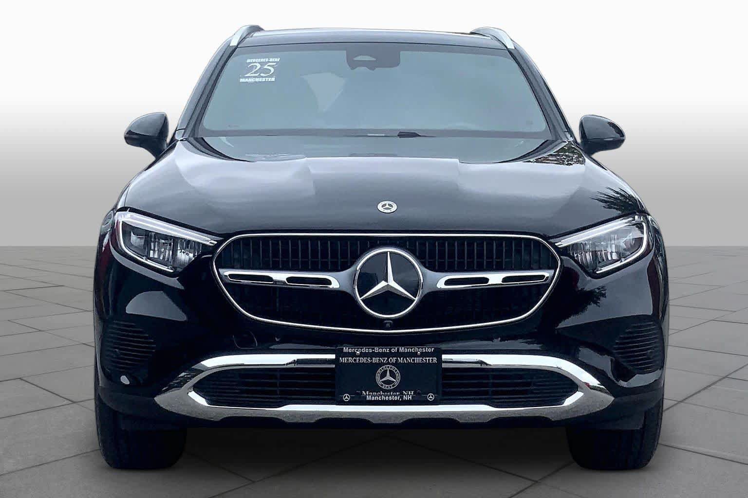 Certified 2025 Mercedes-Benz GLC 300 4MATIC image 4