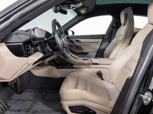 Used 2022 Porsche Taycan 4S image 15