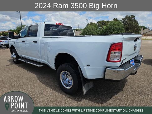 Used 2024 RAM 3500 Big Horn AWD/4WD image 8