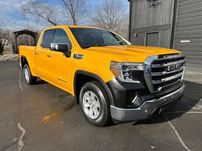 Used 2020 GMC Sierra 1500 SLE w/ SLE Convenience Package
