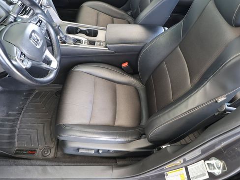 Used 2018 Honda Accord Sport image 41