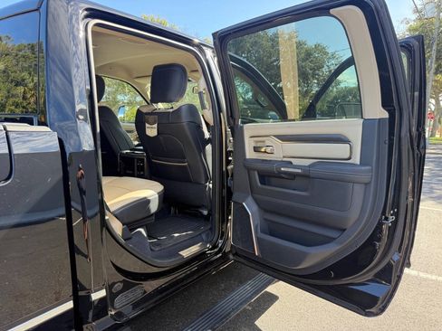 Used 2020 RAM 2500 Limited AWD/4WD image 59