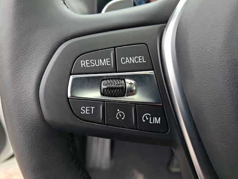 Certified 2023 BMW 330i xDrive Sedan AWD/4WD image 21