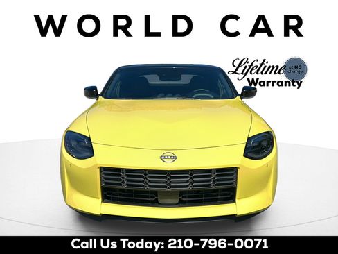 Used 2024 Nissan Z Performance w/ Floor Mat Package RWD image 2