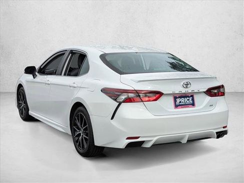 Used 2024 Toyota Camry SE w/ Convenience Package image 8