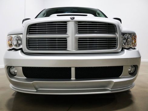 Used 2004 Dodge Ram 1500 Truck 2WD Regular Cab image 17