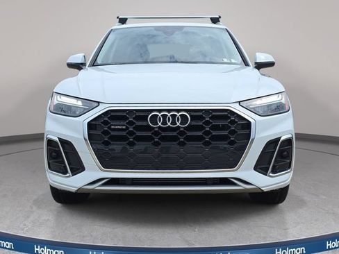 Used 2023 Audi Q5 2.0T Premium w/ Convenience Package AWD/4WD image 3