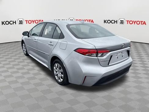 Used 2024 Toyota Corolla LE image 6
