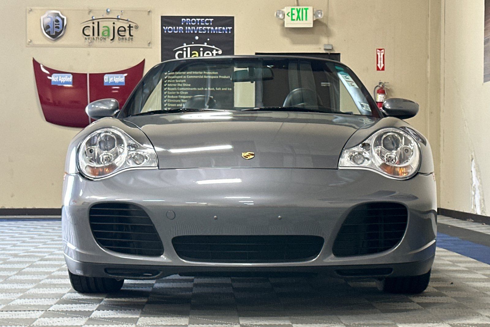 Used 2004 Porsche 911 Carrera RWD image 9