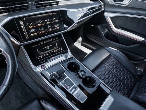 Used 2021 Audi RS 6 AWD/4WD image 41