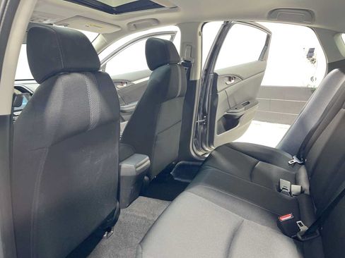Used 2019 Honda Civic EX image 12