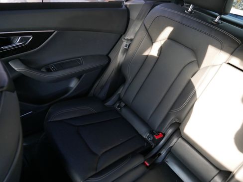 Certified 2025 Audi Q8 Prestige w/ Prestige Package image 12