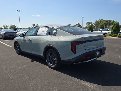 New 2026 Kia K4 FWD image 6
