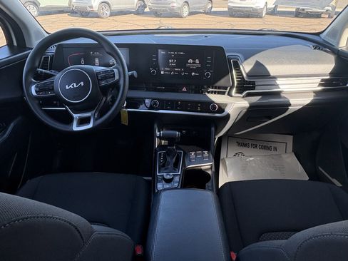 Used 2024 Kia Sportage LX image 13
