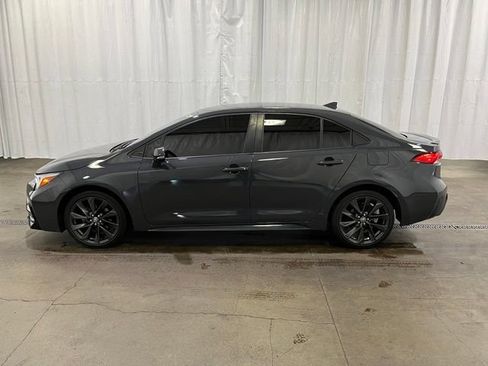 Certified 2023 Toyota Corolla SE w/ Carpet Mat Package (TMS) FWD image 7