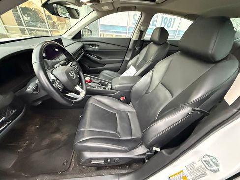 Used 2023 Honda Accord Touring image 10