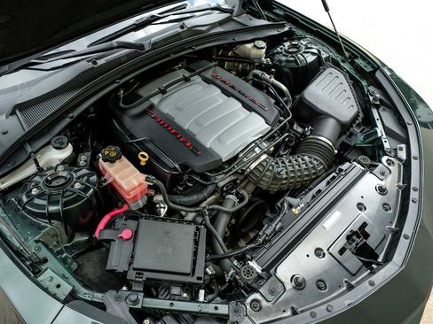 Used 2020 Chevrolet Camaro SS RWD image 45