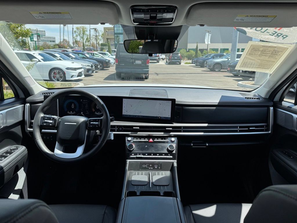 Used 2025 Hyundai Santa Fe XRT AWD/4WD image 12