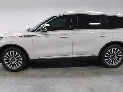 Used 2022 Lincoln Aviator Reserve w/ Equipment Group 201A AWD/4WD image 6