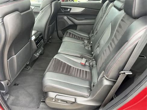 Used 2022 Acura MDX A-Spec image 11