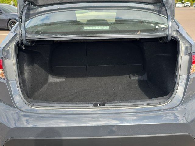 Used 2024 Toyota Corolla LE FWD image 13