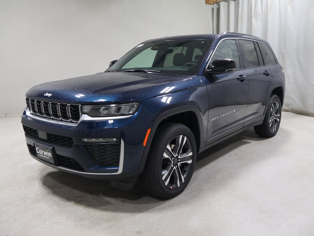 New 2027 Jeep Grand Cherokee Limited AWD/4WD image 3