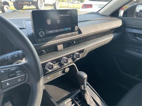 Used 2023 Honda CR-V LX image 21