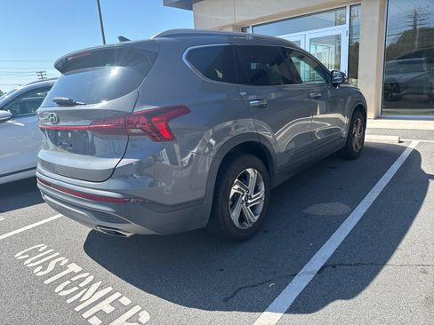 Used 2023 Hyundai Santa Fe SEL FWD image 7