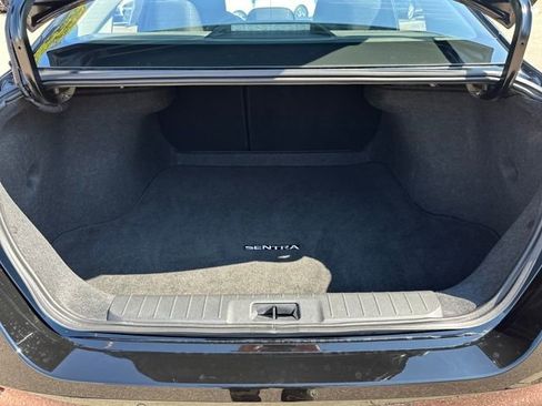 Used 2025 Nissan Sentra S image 23