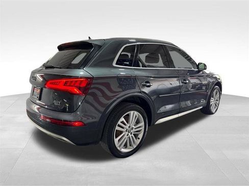 Used 2018 Audi Q5 2.0T Premium Plus w/ Premium Plus Package AWD/4WD image 5