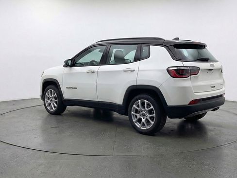 Used 2025 Jeep Compass Limited AWD/4WD image 6