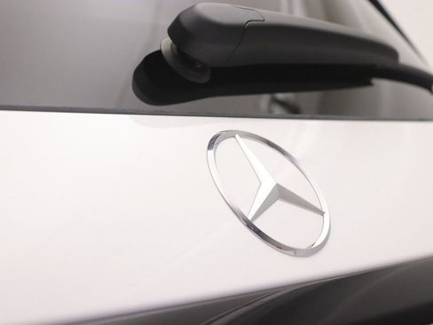 Certified 2026 Mercedes-Benz GLC 300 image 23