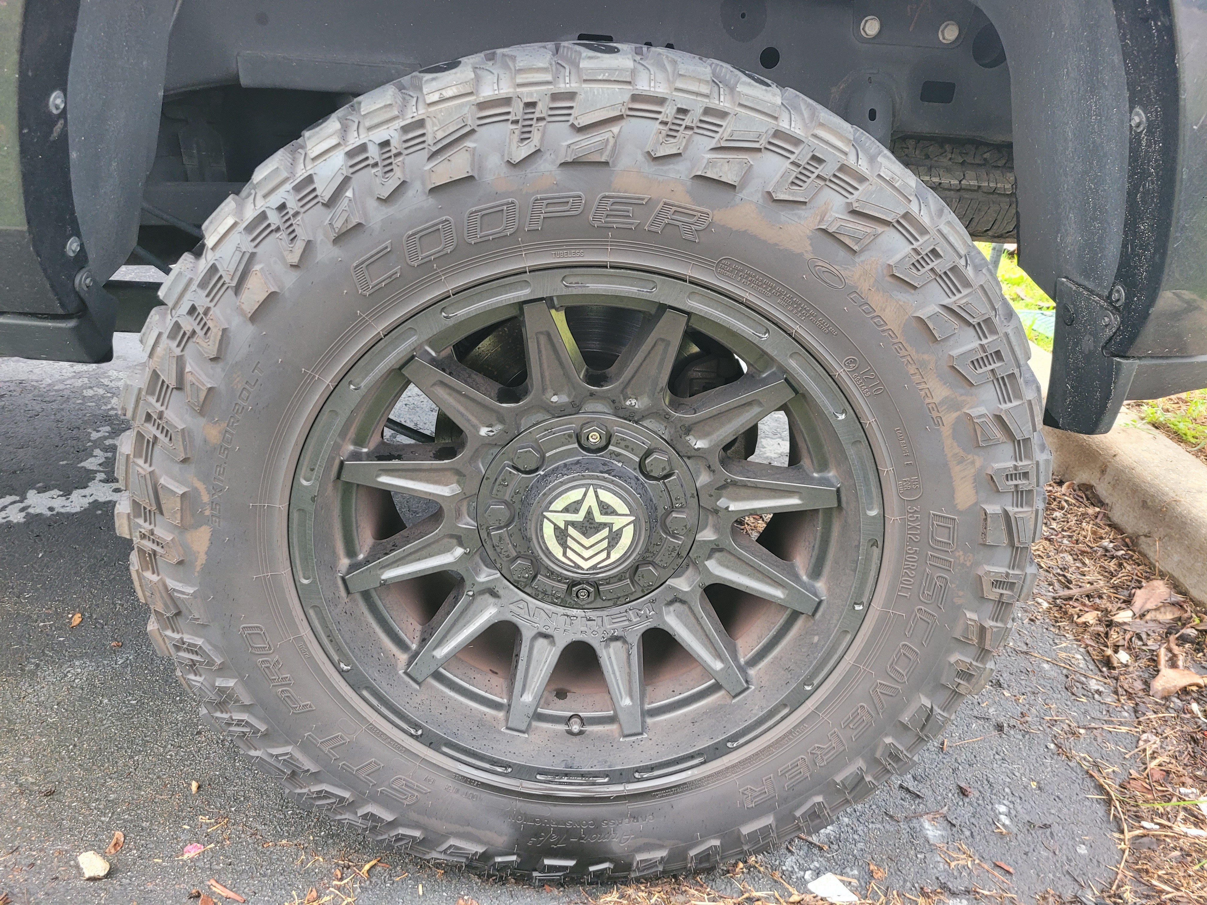 Used 2021 RAM 2500 Laramie w/ Night Edition AWD/4WD image 7