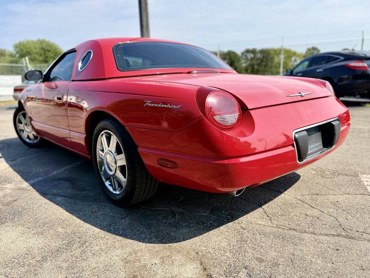 Used 2004 Ford Thunderbird RWD image 5