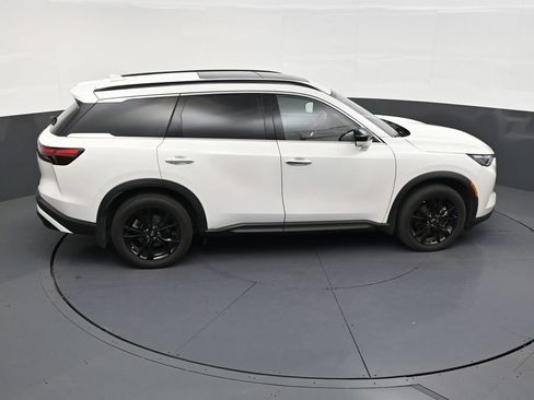 Used 2025 INFINITI QX60 Luxe w/ Black Edition FWD image 17