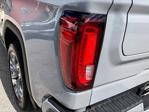 Used 2025 GMC Sierra 1500 Denali w/ Denali Reserve Package image 28