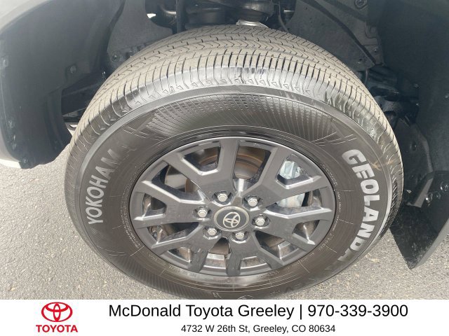 Certified 2025 Toyota 4Runner SR5 AWD/4WD image 10