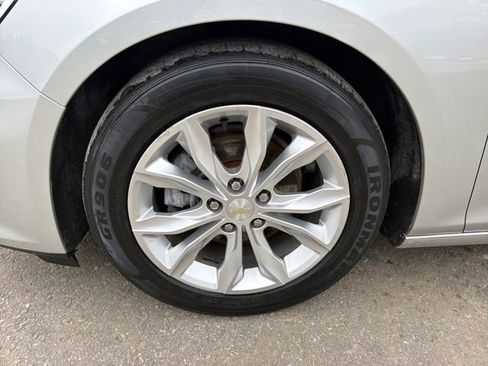 Used 2020 Chevrolet Malibu LT image 22