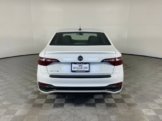 Used 2024 Volkswagen Jetta Sport FWD image 22