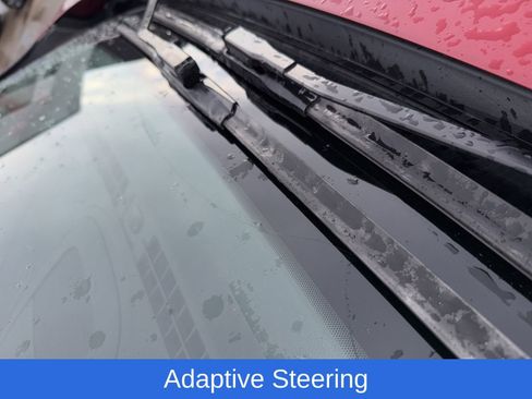 Used 2018 Ford Edge Titanium w/ Equipment Group 302A FWD image 6