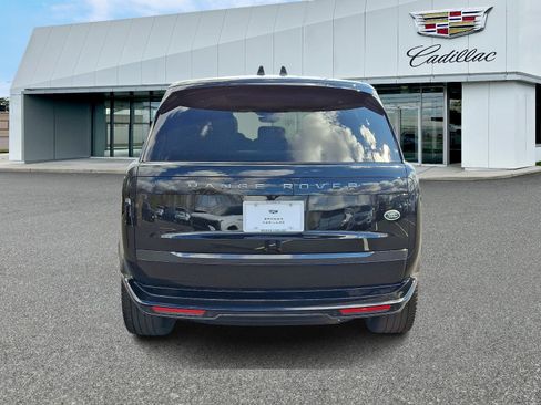 Used 2023 Land Rover Range Rover SE AWD/4WD image 5
